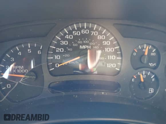 2003 Chevrolet Silverado 2500HD LS с VIN 1GCHK23U33F124708, выставлен на аукционе IAAI как лот 41613408 с пробегом Не указан миль и . История ставок и продаж доступна на DreamBid. Изображение 7.