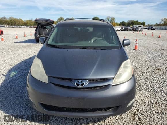 2010 Toyota Sienna XLE с VIN 5TDYK4CC9AS302637, выставлен на аукционе Copart как лот 87415075 с пробегом 229 182 миль миль и Чистый • Clean title. История ставок и продаж доступна на DreamBid. Изображение 5.