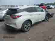 2017 Nissan Murano SL z VIN 5N1AZ2MH0HN153624, wystawiony jako IAAI lot #43014407 z przebiegiem 147 600 mil mil oraz . Historia ofert i sprzedaży dostępna na DreamBid. Obrazek 4.