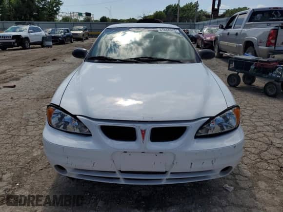 2004 Pontiac Grand Am SE1 with VIN 1G2NF52E54M686050, listed as a Copart auction lot 61688375 with 155,143 mi miles and Salvage title. Bid and sale history available at DreamBid. Image 5.