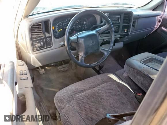 1999 Chevrolet Silverado 1500 LS z VIN 1GCEK19V8XE216342, wystawiony jako Copart lot #80629585 z przebiegiem 163 938 mil mil oraz Szkoda całkowita • Salvage title. Historia ofert i sprzedaży dostępna na DreamBid. Obrazek 8.