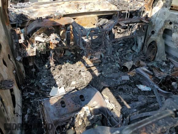 2017 Chevrolet Silverado 1500 LT z VIN 3GCUKREC3HG466998, wystawiony jako Copart lot #80644725 z przebiegiem Nie podano mil oraz Szkoda całkowita • Salvage title. Historia ofert i sprzedaży dostępna na DreamBid. Obrazek 8.