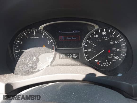 2015 Nissan Altima S z VIN 1N4AL3AP8FN372941, wystawiony jako IAAI lot #43371726 z przebiegiem 141 036 mil mil oraz . Historia ofert i sprzedaży dostępna na DreamBid. Obrazek 7.