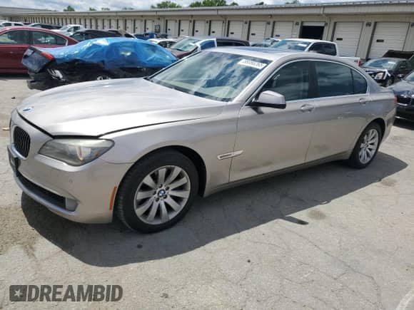 2009 BMW 7 Series 750Li with VIN WBAKB83509CY58960, listed as a Copart auction lot 58080265 with 156,139 mi miles and Salvage title. Bid and sale history available at DreamBid. Image 1.