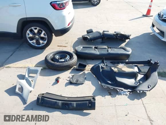 2021 Jeep Compass Limited with VIN 3C4NJCCB1MT514255, listed as a IAAI auction lot 43130803 with 95,253 mi miles and . Bid and sale history available at DreamBid. Image 12.