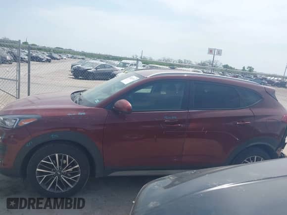 2019 Hyundai Tucson Sport z VIN KM8J33AL3KU039436, wystawiony jako IAAI lot #42021571 z przebiegiem 94 981 mil mil oraz . Historia ofert i sprzedaży dostępna na DreamBid. Obrazek 15.