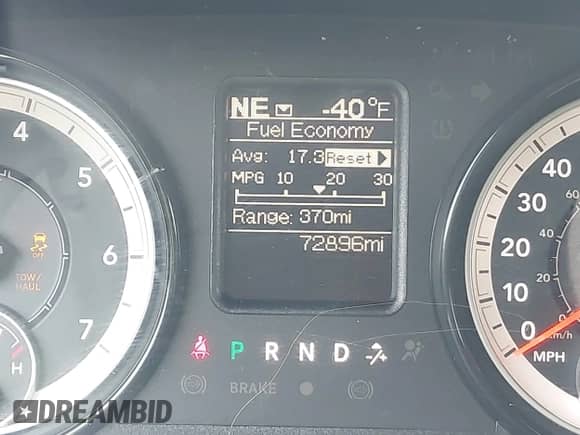 2018 Ram 1500 Express z VIN 3C6RR6KGXJG234449, wystawiony jako IAAI lot #42281120 z przebiegiem 72 896 mil mil oraz . Historia ofert i sprzedaży dostępna na DreamBid. Obrazek 16.