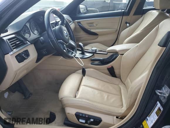 2016 BMW 4 Series 435i xDrive z VIN WBA4B3C51GG528312, wystawiony jako Copart lot #64986864 z przebiegiem 62 313 mil mil oraz Szkoda całkowita • Salvage title. Historia ofert i sprzedaży dostępna na DreamBid. Obrazek 7.