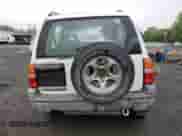 2002 Chevrolet Tracker ZR2 с VIN 2CNBJ734726925605, выставлен на аукционе Copart как лот 60070915 с пробегом Не указан миль и Списание • Salvage title. История ставок и продаж доступна на DreamBid. Изображение 6.