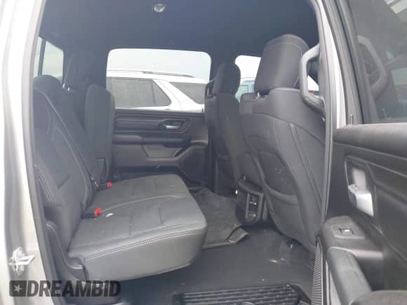 2025 Ram 1500 Tradesman с VIN 1C6RREGG7SN661339, выставлен на аукционе IAAI как лот 42337545 с пробегом 8 729 миль миль и . История ставок и продаж доступна на DreamBid. Изображение 8.