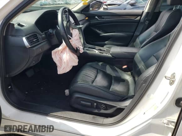 2018 Honda Accord EX-L z VIN 1HGCV2F66JA024760, wystawiony jako Copart lot #86138225 z przebiegiem 134 917 mil mil oraz Nie do naprawy • Non repairable. Historia ofert i sprzedaży dostępna na DreamBid. Obrazek 7.