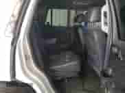 2017 Chevrolet Tahoe Premier z VIN 1GNSKCKC7HR140749, wystawiony jako Copart lot #70206795 z przebiegiem 132 107 mil mil oraz Szkoda całkowita • Salvage title. Historia ofert i sprzedaży dostępna na DreamBid. Obrazek 11.