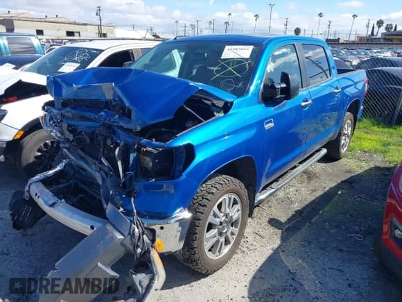 2017 Toyota Tundra Platinum с VIN 5TFAY5F10HX632509, выставлен на аукционе IAAI как лот 41583094 с пробегом 130 850 миль миль и . История ставок и продаж доступна на DreamBid. Изображение 18.