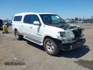 2005 Toyota Tundra Limited с VIN 5TBDT48175S490771, выставлен на аукционе IAAI как лот 42117084 с пробегом 233 575 миль миль и . История ставок и продаж доступна на DreamBid. Изображение 1.