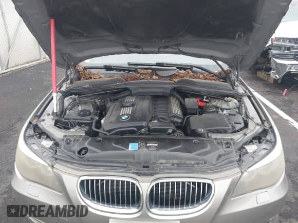 2008 BMW 5 Series 528i с VIN WBANU53578CT08384, выставлен на аукционе IAAI как лот 43544483 с пробегом 192 398 миль миль и . История ставок и продаж доступна на DreamBid. Изображение 10.