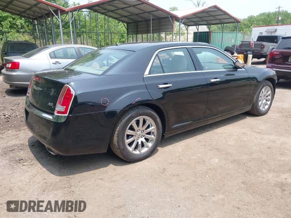 2013 Chrysler 300 C with VIN 2C3CCAEG9DH632498, listed as a IAAI auction lot 42468086 with 237,638 mi miles and . Bid and sale history available at DreamBid. Image 4.