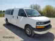 2020 Chevrolet Express Passenger LT with VIN 1GAZGPFP1L1268224, listed as a Copart auction lot 54132585 with 200,621 mi miles and Clean title. Bid and sale history available at DreamBid. Image 4.