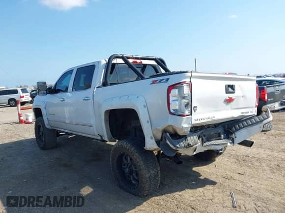 2017 Chevrolet Silverado 1500 LTZ z VIN 3GCUKSEJ9HG150558, wystawiony jako IAAI lot #41514409 z przebiegiem 107 969 mil mil oraz . Historia ofert i sprzedaży dostępna na DreamBid. Obrazek 14.