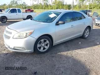 2013 Chevrolet Malibu LS z VIN 1G11B5SA8DF164528, wystawiony jako IAAI lot #43399628 z przebiegiem 193 318 mil mil oraz . Historia ofert i sprzedaży dostępna na DreamBid. Obrazek 2.