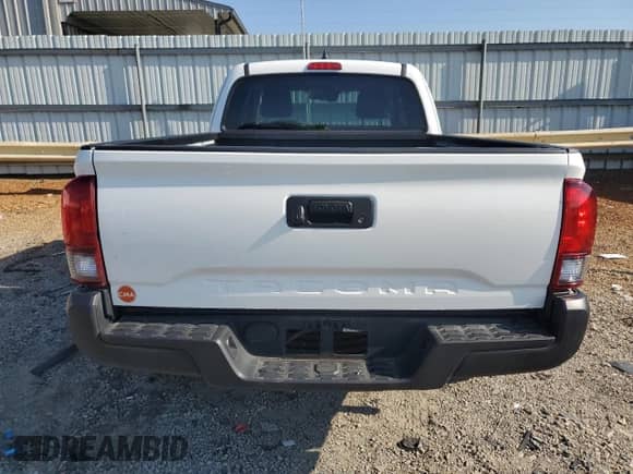 2023 Toyota Tacoma SR z VIN 3TYRX5GN0PT077478, wystawiony jako Copart lot #71023255 z przebiegiem 14 821 mil mil oraz Szkoda całkowita • Salvage title. Historia ofert i sprzedaży dostępna na DreamBid. Obrazek 6.