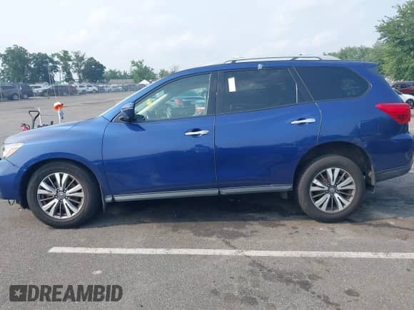 2018 Nissan Pathfinder SL with VIN 5N1DR2MM6JC666677, listed as a IAAI auction lot 42930792 with 116,143 mi miles and . Bid and sale history available at DreamBid. Image 14.