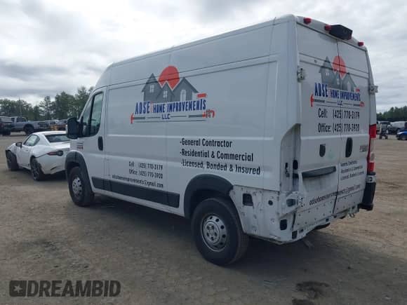 2019 Ram ProMaster Cargo with VIN 3C6TRVCG7KE530928, listed as a IAAI auction lot 42207644 with 89,553 mi miles and . Bid and sale history available at DreamBid. Image 3.