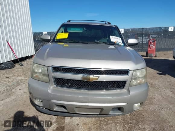 2007 Chevrolet Avalanche 3LT z VIN 3GNEC12047G179026, wystawiony jako IAAI lot #41225020 z przebiegiem 183 482 mil mil oraz . Historia ofert i sprzedaży dostępna na DreamBid. Obrazek 12.
