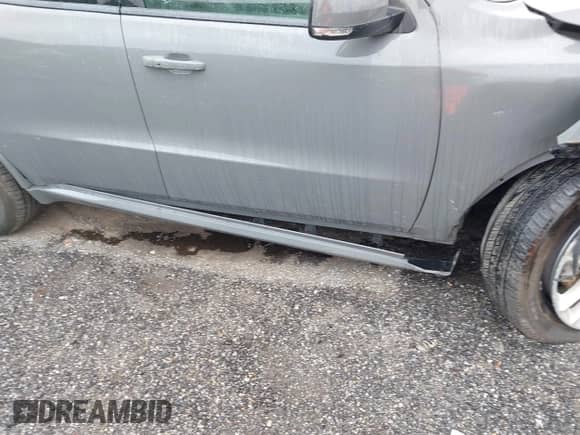 2022 Dodge Durango GT Plus z VIN 1C4RDJDG9NC219487, wystawiony jako IAAI lot #42301178 z przebiegiem 52 622 mil mil oraz . Historia ofert i sprzedaży dostępna na DreamBid. Obrazek 19.