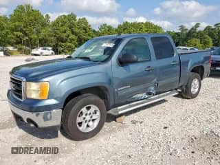 2007 GMC Sierra 1500 SLE1 z VIN 2GTEC13C971729332, wystawiony jako Copart lot #71671415 z przebiegiem 188 009 mil mil oraz Czysty tytuł • Clean title. Historia ofert i sprzedaży dostępna na DreamBid. Obrazek 1.
