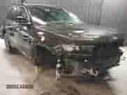 2023 Jeep Grand Cherokee Overland z VIN 1C4RJHDG0P8701157, wystawiony jako IAAI lot #42080201 z przebiegiem 24 709 mil mil oraz . Historia ofert i sprzedaży dostępna na DreamBid. Obrazek 6.