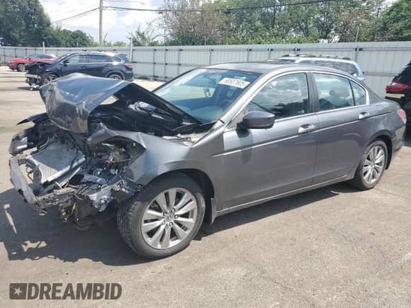2012 Honda Accord EX z VIN 1HGCP2F73CA136230, wystawiony jako Copart lot #68507805 z przebiegiem 117 316 mil mil oraz Szkoda całkowita • Salvage title. Historia ofert i sprzedaży dostępna na DreamBid. Obrazek 1.