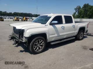 2015 GMC Sierra 1500 SLT z VIN 3GTU2VEC3FG139782, wystawiony jako Copart lot #71206085 z przebiegiem 135 604 mil mil oraz Szkoda całkowita • Salvage title. Historia ofert i sprzedaży dostępna na DreamBid. Obrazek 1.