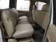 1999 Chevrolet Suburban z VIN 1GNGK26R5XJ474631, wystawiony jako Copart lot #79280564 z przebiegiem 97 119 mil mil oraz Szkoda całkowita • Salvage title. Historia ofert i sprzedaży dostępna na DreamBid. Obrazek 11.