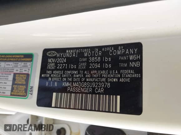 2025 Hyundai Elantra SEL Sport with VIN KMHLM4DG8SU923978, listed as a IAAI auction lot 43214581 with 3,349 mi miles and . Bid and sale history available at DreamBid. Image 9.