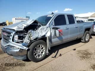 2017 GMC Sierra 1500 SLE с VIN 1GTV2MEC8HZ320085, выставлен на аукционе Copart как лот 68337715 с пробегом 125 591 миль миль и Списание • Salvage title. История ставок и продаж доступна на DreamBid. Изображение 1.