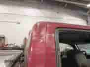 2004 Chevrolet Silverado 2500HD LS z VIN 1GCHK29U54E235372, wystawiony jako IAAI lot #40829714 z przebiegiem 234 434 mil mil oraz . Historia ofert i sprzedaży dostępna na DreamBid. Obrazek 19.