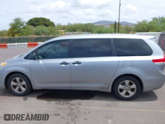 2012 Toyota Sienna with VIN 5TDZK3DC2CS187217, listed as a IAAI auction lot 42621010 with 112,463 mi miles and . Bid and sale history available at DreamBid. Image 14.