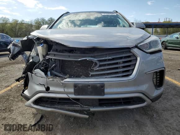 2017 Hyundai Santa Fe SE Ultimate с VIN KM8SR4HF4HU227920, выставлен на аукционе Copart как лот 71447945 с пробегом 172 571 миль миль и Списание • Salvage title. История ставок и продаж доступна на DreamBid. Изображение 5.