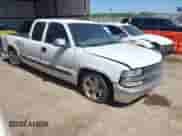 2000 Chevrolet Silverado 1500 LS z VIN 2GCEC19V0Y1154547, wystawiony jako IAAI lot #42275737 z przebiegiem 139 301 mil mil oraz . Historia ofert i sprzedaży dostępna na DreamBid. Obrazek 1.