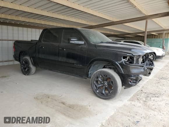 2020 Ram 1500 Limited z VIN 1C6RREHT5LN210164, wystawiony jako Copart lot #45563805 z przebiegiem 49 226 mil mil oraz Szkoda całkowita • Salvage title. Historia ofert i sprzedaży dostępna na DreamBid. Obrazek 4.