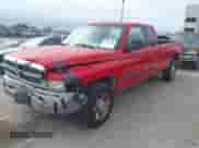 2001 Dodge 2500 z VIN 3B7KC23651G737736, wystawiony jako IAAI lot #42661018 z przebiegiem 213 546 mil mil oraz . Historia ofert i sprzedaży dostępna na DreamBid. Obrazek 2.