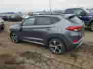 2017 Hyundai Tucson Eco z VIN KM8J33A23HU322371, wystawiony jako Copart lot #82114035 z przebiegiem 184 373 mil mil oraz Czysty tytuł • Clean title. Historia ofert i sprzedaży dostępna na DreamBid. Obrazek 2.