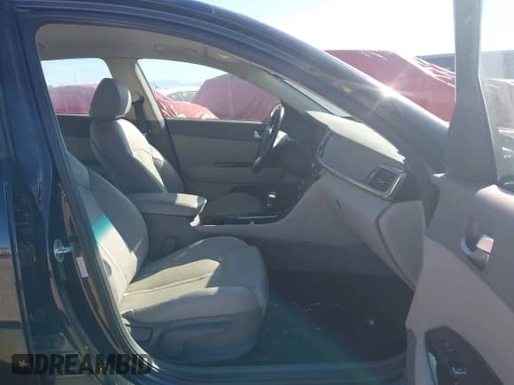 2016 Kia Optima EX with VIN 5XXGU4L39GG058908, listed as a IAAI auction lot 43449438 with 125,909 mi miles and . Bid and sale history available at DreamBid. Image 5.