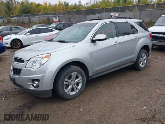 2010 Chevrolet Equinox 2LT with VIN 2CNALPEW2A6213716, listed as a IAAI auction lot 43450102 with Not provided miles and . Bid and sale history available at DreamBid. Image 2.