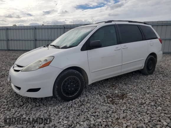 2009 Toyota Sienna CE с VIN 5TDZK23C49S271818, выставлен на аукционе Copart как лот 86228835 с пробегом 209 411 миль миль и Чистый • Clean title. История ставок и продаж доступна на DreamBid. Изображение 1.