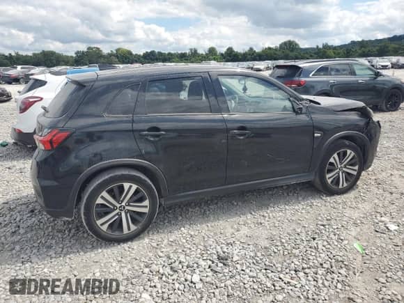 2021 Mitsubishi Outlander ES z VIN JA4ARUAU6MU031474, wystawiony jako Copart lot #69623645 z przebiegiem 58 157 mil mil oraz Szkoda całkowita • Salvage title. Historia ofert i sprzedaży dostępna na DreamBid. Obrazek 3.