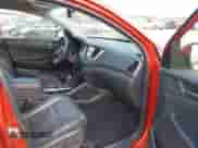 2017 Hyundai Tucson SE с VIN KM8J3CA44HU447932, выставлен на аукционе IAAI как лот 43038594 с пробегом 83 005 миль миль и . История ставок и продаж доступна на DreamBid. Изображение 5.