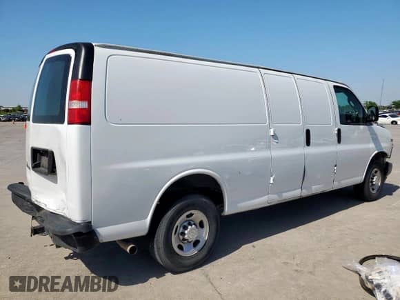 2019 Chevrolet Express Cargo с VIN 1GCWGBFP4K1164337, выставлен на аукционе Copart как лот 52308495 с пробегом 151 533 миль миль и Списание • Salvage title. История ставок и продаж доступна на DreamBid. Изображение 3.