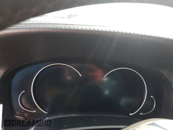 2017 BMW 7 Series 740i с VIN WBA7E2C38HG740803, выставлен на аукционе Copart как лот 81501205 с пробегом Не указан миль и Списание • Salvage title. История ставок и продаж доступна на DreamBid. Изображение 9.