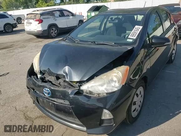 2013 Toyota Prius Two with VIN JTDKDTB33D1553537, listed as a Copart auction lot 69591645 with Not provided miles and Clean title. Bid and sale history available at DreamBid. Image 13.